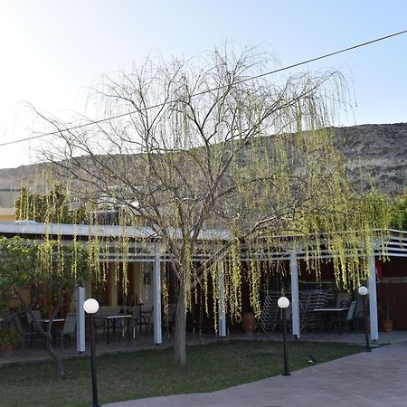 Dimitris Villa Hotel Matala Buitenkant foto