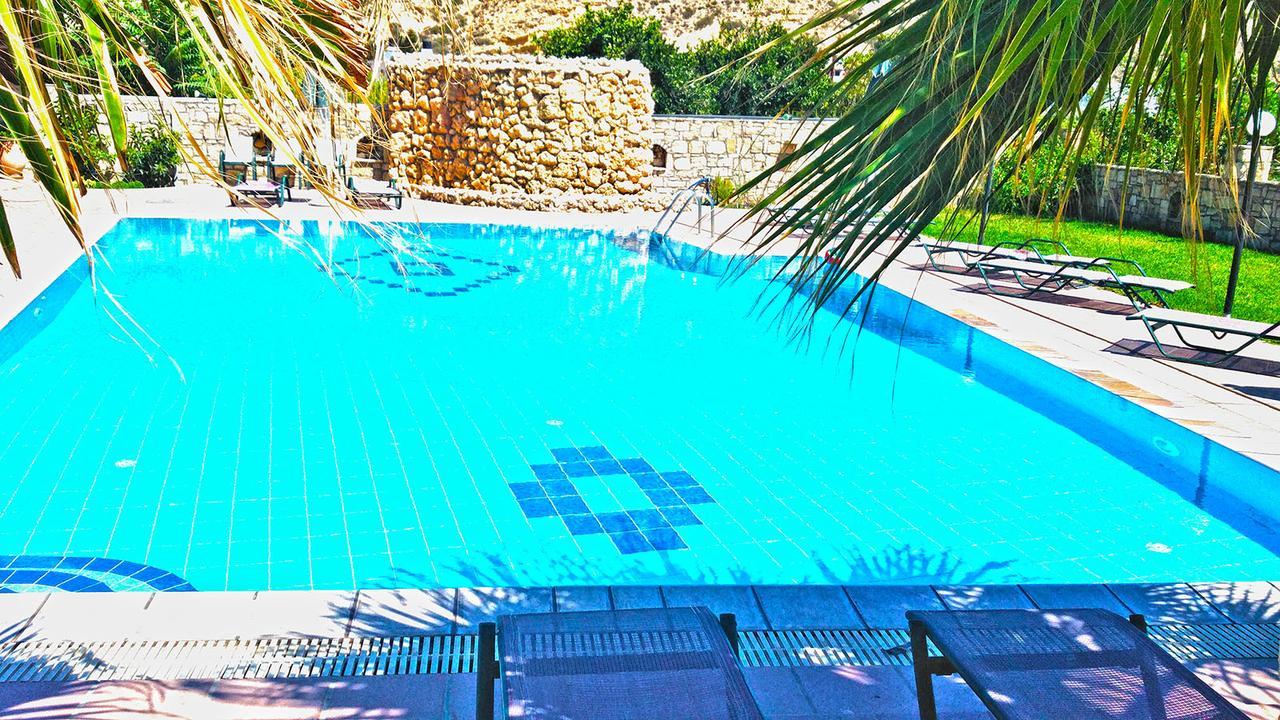 Dimitris Villa Hotel Matala Buitenkant foto