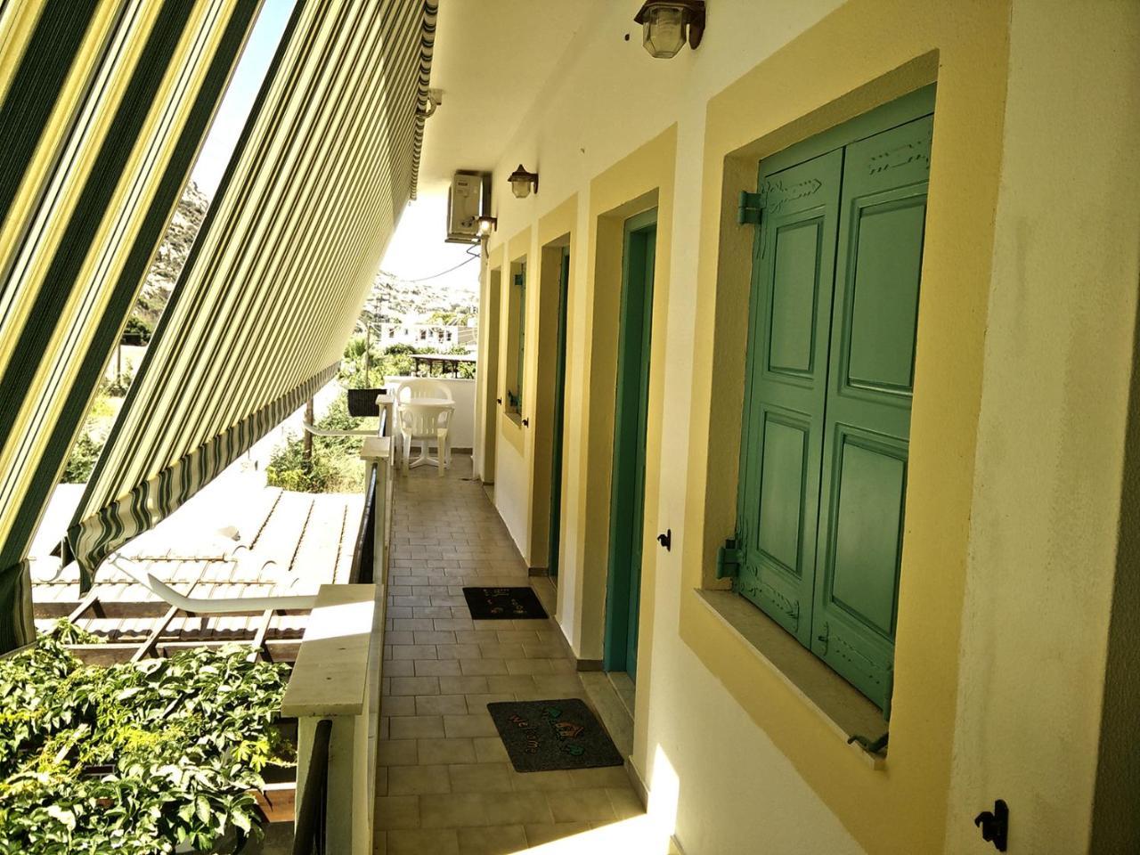 Dimitris Villa Hotel Matala Buitenkant foto