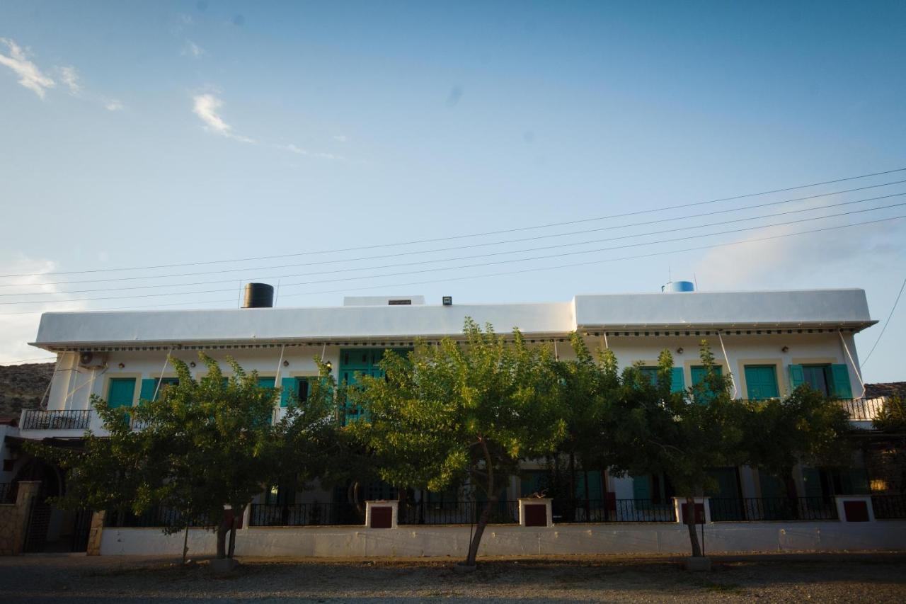 Dimitris Villa Hotel Matala Buitenkant foto